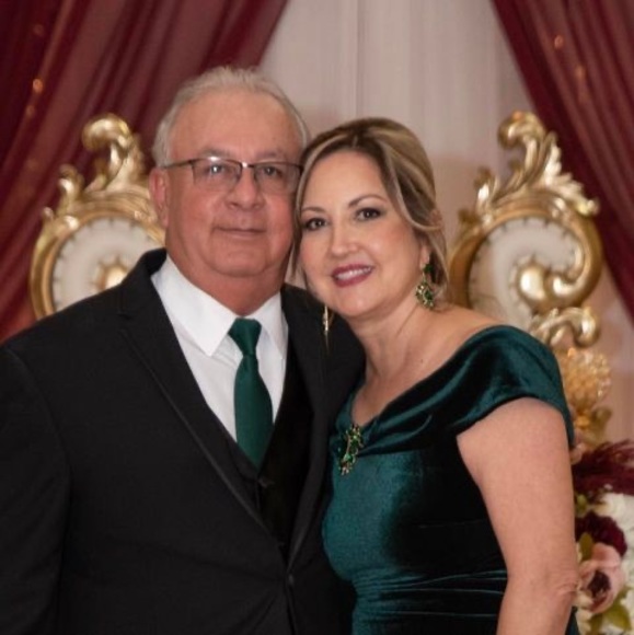 Meet your Posher, Gloria - Picture 1 of 1